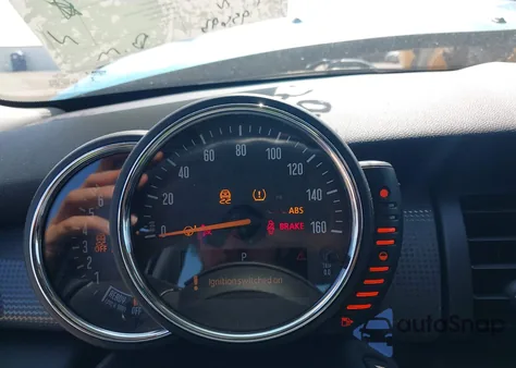 2015 Mini Hardtop Cooper from USA, damaged, VIN WMWXS5C56FT831505